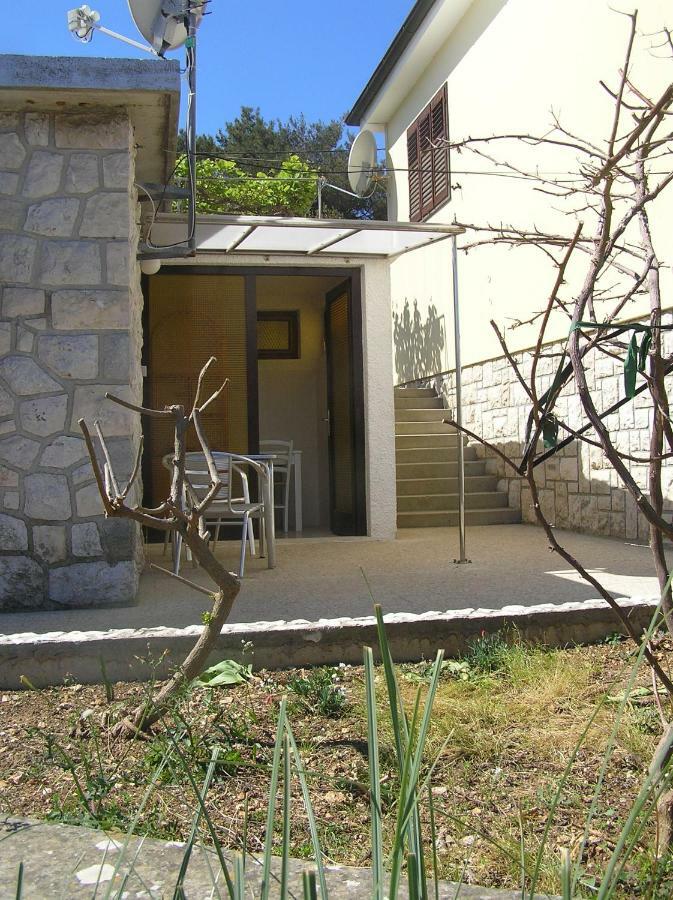 Apartment Marija Mali Losinj Bagian luar foto